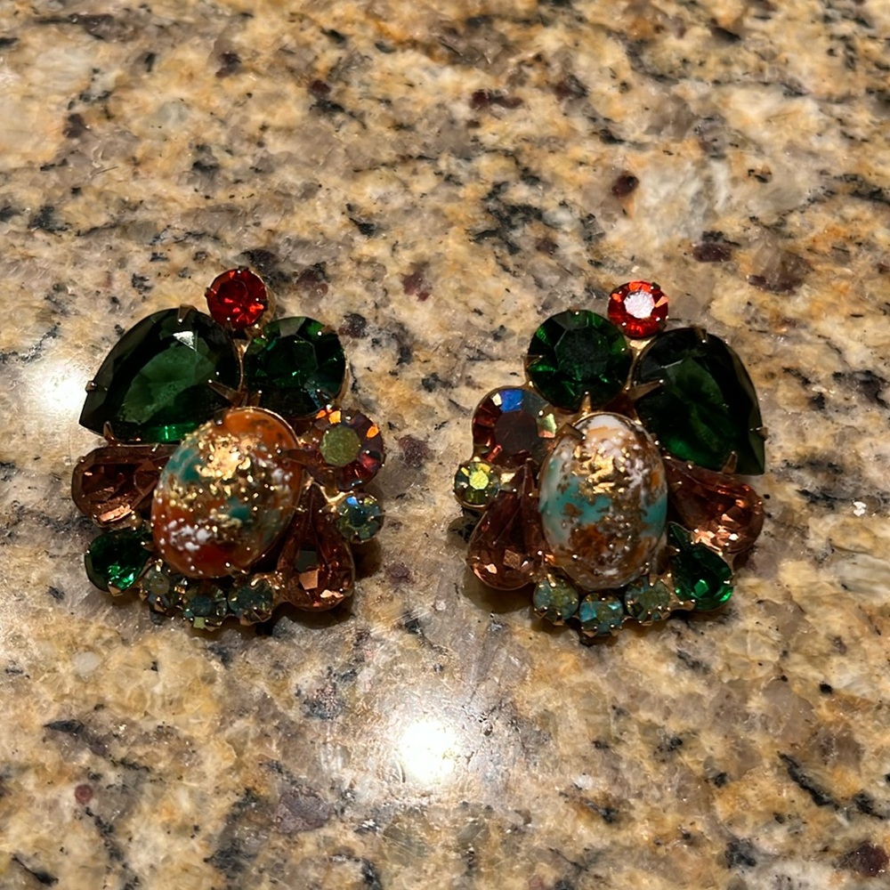 Vintage Juliana D&E clip on earrings W/ Easter Egg Cabochons & Rhinestones